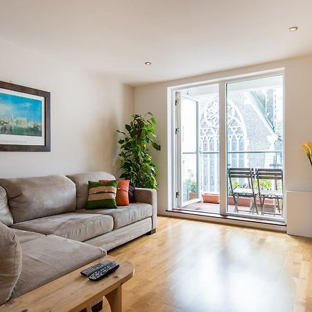 Central Brighton Apartment With Private Parking Екстер'єр фото